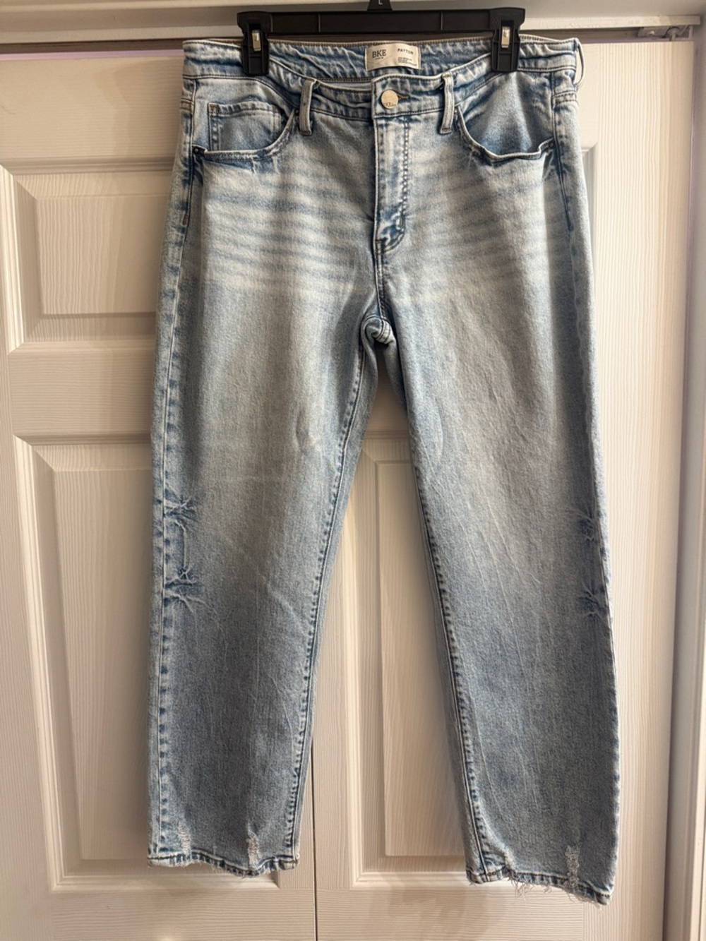 BKE Light Blue Washed Cropped Mid-rise jean